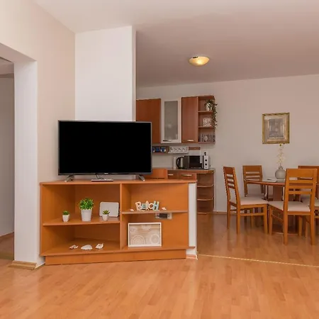 Sweetest Thing 马卡尔斯卡