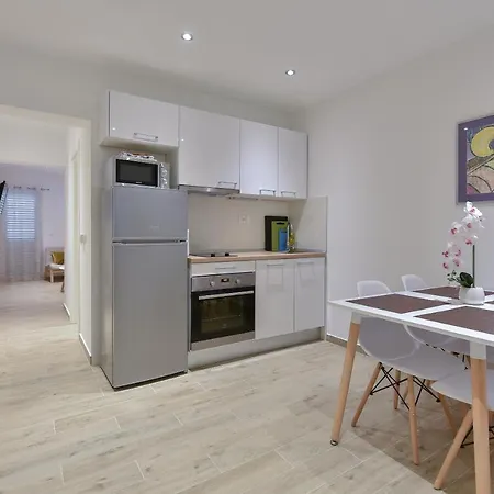 Sweetest Thing * 马卡尔斯卡