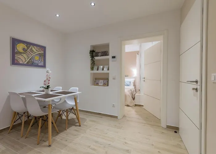 Sweetest Thing Makarska